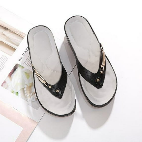 AURIGATE Womens Wedge Flip Flop Sandals Summer Casual Thong Straps Clip Toe Slipper Metal Decoration Slip On Slides Lightweight Comfortable Beach Shoes