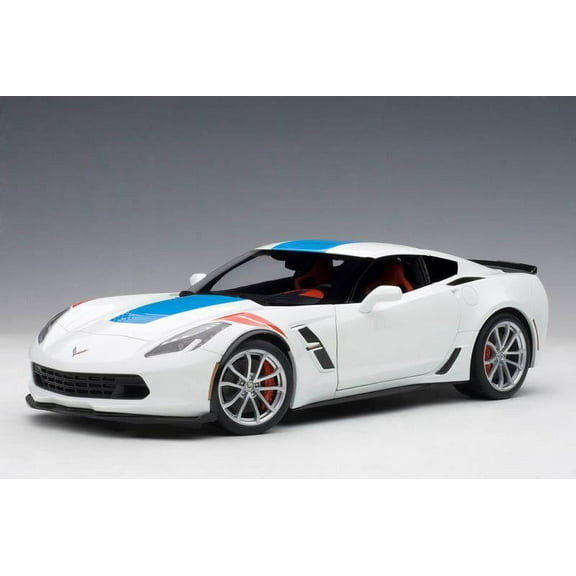 AUTOart 2017 Chevy Corvette C7 Grand Sport Black w/ White Stripes 1:18