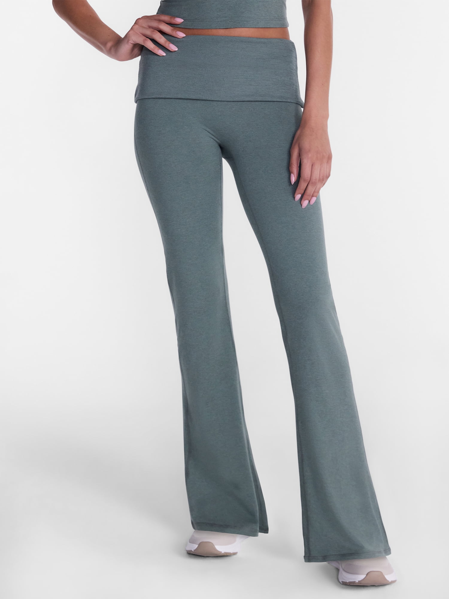 Athletic Works Women's ButterCore Flare Leggings with Fold Over Waist, 31" Inseam, Sizes XS-XXL