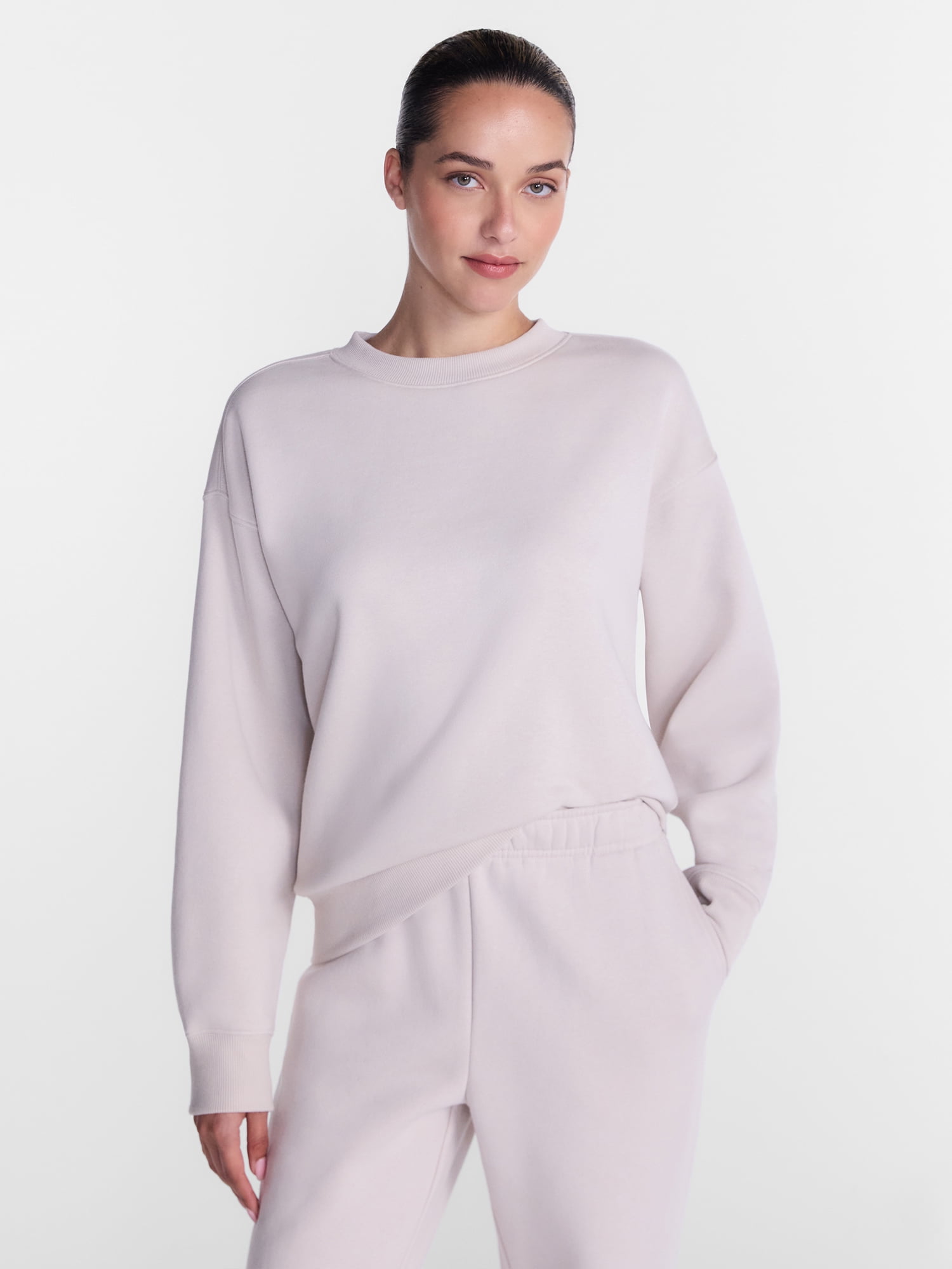 Athletic Works Women's and Women's Plus Fleece Sweatshirt with Long Sleeves, Sizes XS-4X