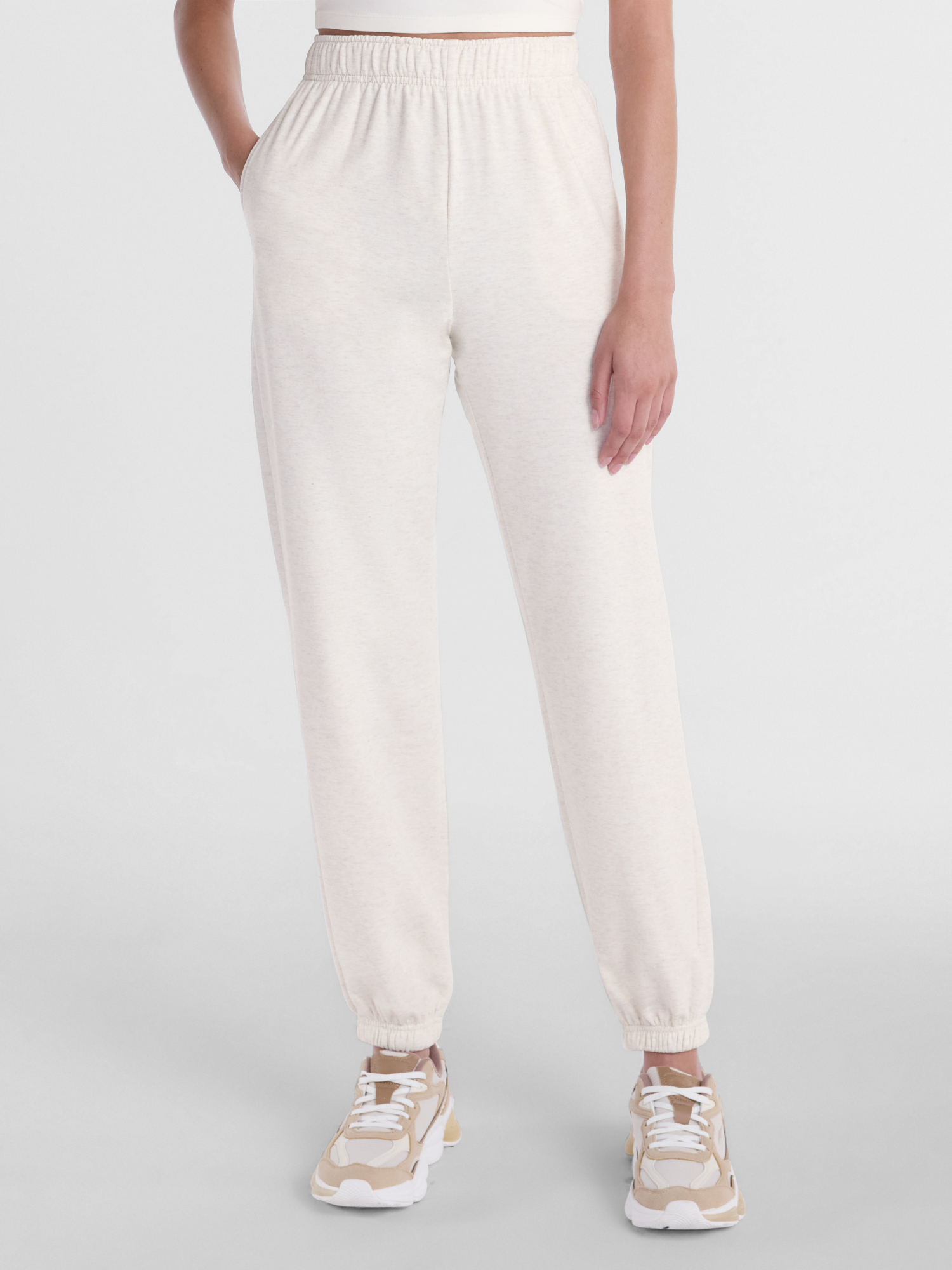 AW SUPERSOFT JOGGER: What Shoppers Should Know