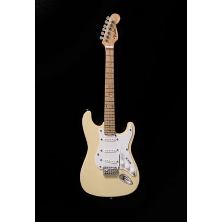AXE HEAVEN FS-013 Licensed Fender Stratocaster Cream