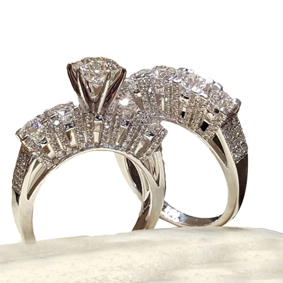 AYYUFE 2Pcs/Set Couple ring Rhinestone Inlaid Glossy Luxury Style Exquisite Finger Ring for Banquet Alloy Clear