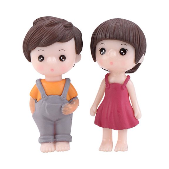 AYYUFE 2Pcs/Set Resin Boy Girl Couple Model Figurine DIY Miniature Landscape Accessory