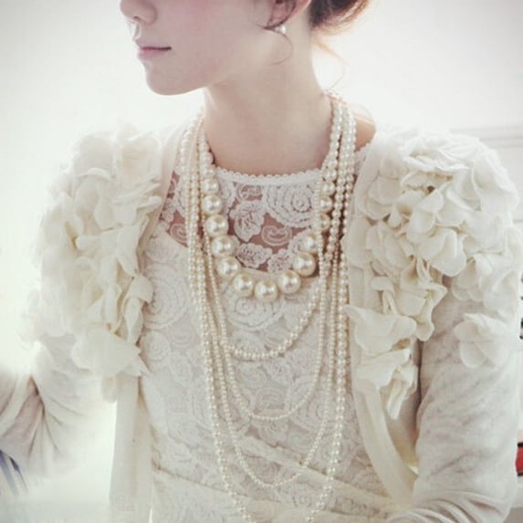 AYYUFE Sweater Necklace Imitation Pearls Multi-layer Women Exaggerated Beaded Necklace for Wedding