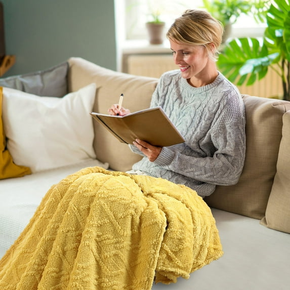AZXY 50x60 Bed Blankets Clearance,Fleece Blanket Queen,Throw Blankets Under $25,Fuzzy Soft Cozy Oversized Throw Blanket for Adults Kids Sofa Yellow