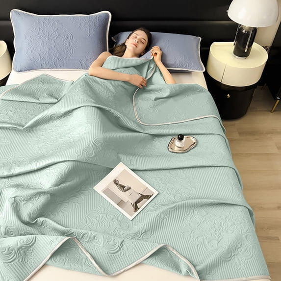 AZXY Cooling Comforter,Summer Blankets for Beds, Queen Breathable Cooling Blankets for Summer,Summer Comforter Lightweight,Green Queen