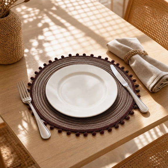 Aaihamo Round Braided Placemat, Round Heat Resistant Mat with Pompom Tassel, Durable Non-Slip Place Mat for Dining Table Restaurant Decor
