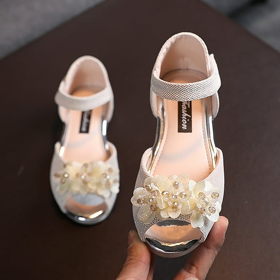 Aayomet Girls Rhinestone Flower Shoes Low Heel Princess Shoes Flower Wedding Party Dress Shoes For Kids Girl Shoes,Beige 8.5