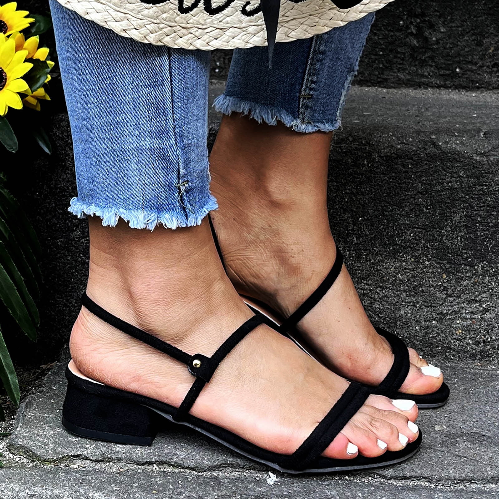 Aayomet Summer Slippers For Women Ladies Flip Flops Open Toe Flowers  Bohemian Sandals Casual Shoes Fancy Flip Flops for Women,Black 8 