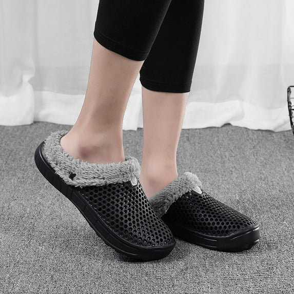 Aayomet Women Slippers Memory Foam Womenâs Memory Foam Slippers Fur Lining Slip-on Clog Scuff House Shoes Indoor & Outdoor,Black 6.5