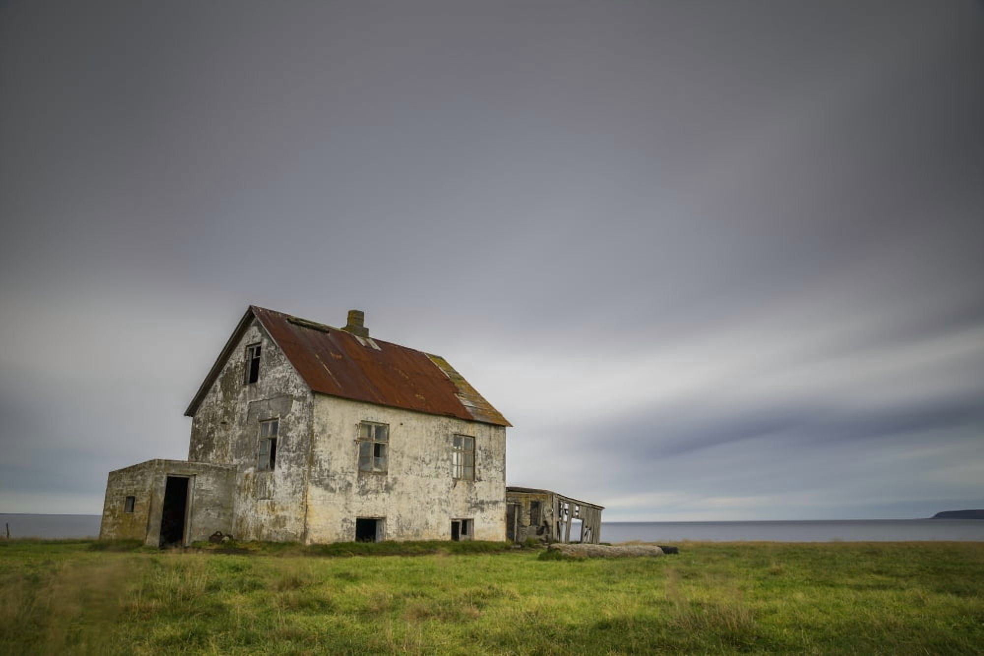 Abandoned house in rural Iceland Iceland Canvas Art - Robert Postma Design Pics (19 x 12)