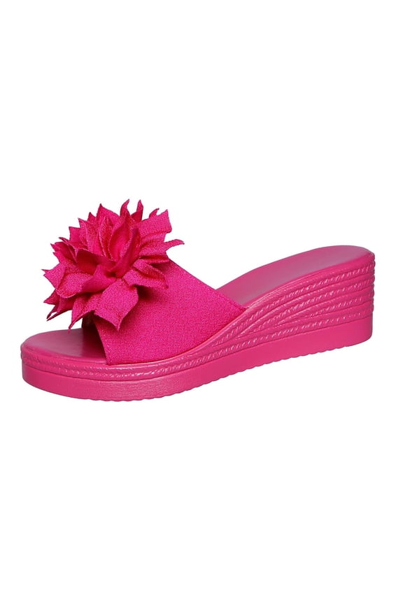 Women's Floral Platform Flip Flops Summer Boho Sandals with Big Flower Decoration Lightweight Non-Slip Beach Thong Slippers for Vacation