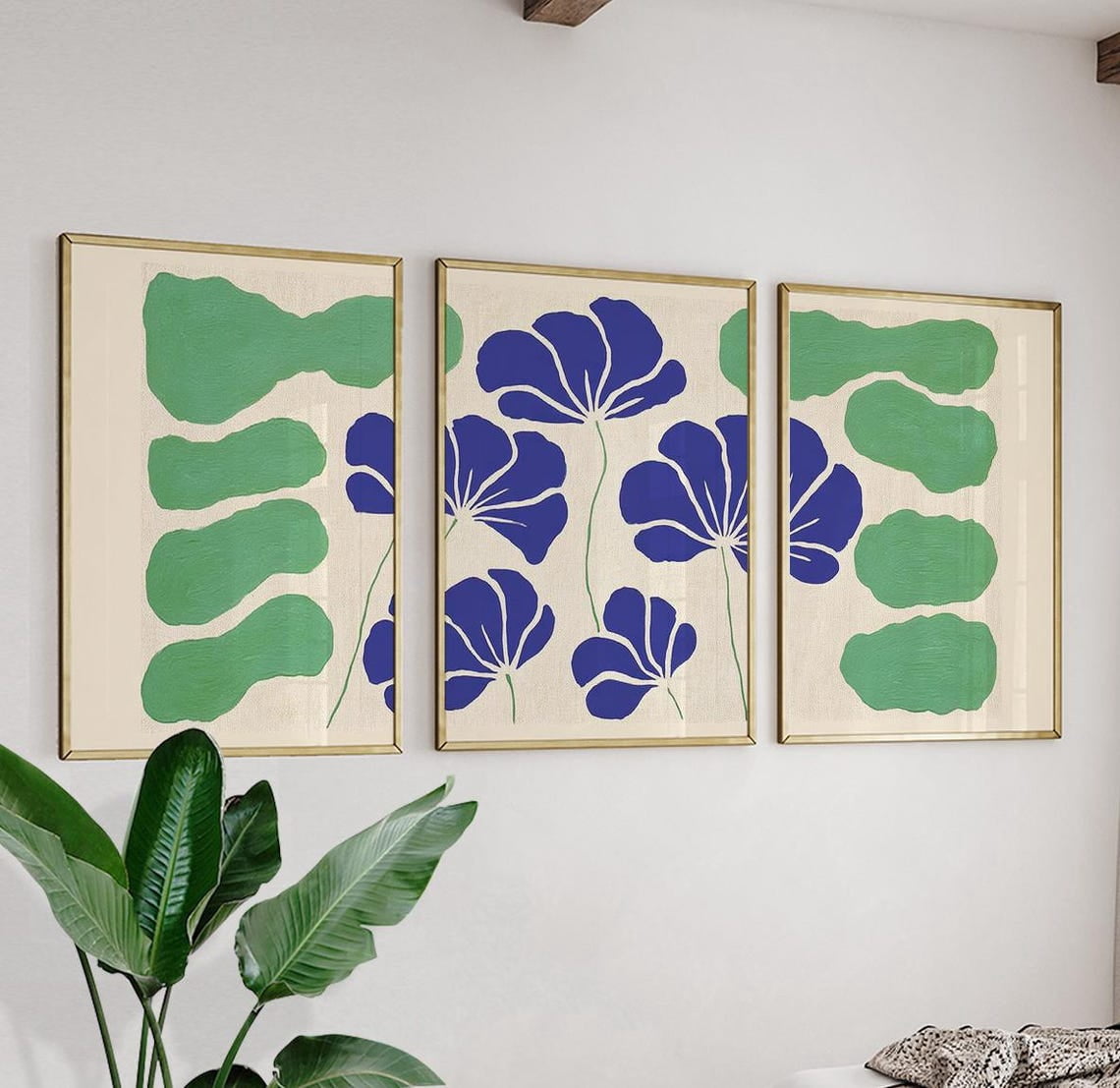 Abstract Botanical Blue Floral Modern Triptych Green Minimalist Decor ... - Minimalist Floral Decor