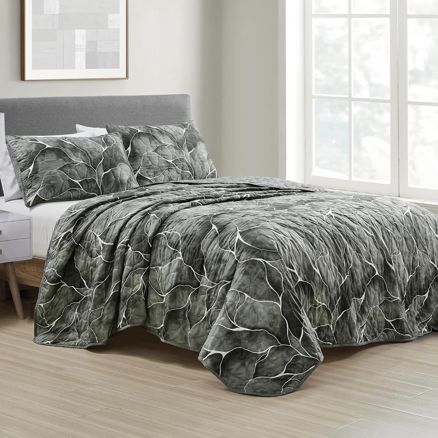 Abstract Dark Grey Bedspread with 2 Pillow Shams Full/Queen Size, 3