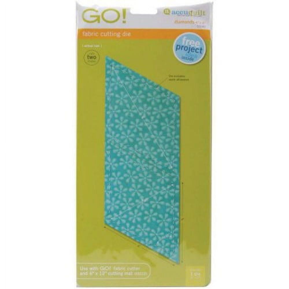  Go! Fabric Cutting Dies-Queen Of Hearts 4 Sizes