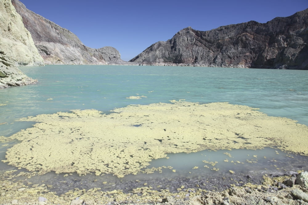Acidic crater lake Kawah Ijen volcano Java Indonesia Canvas Art - Richard RoscoeStocktrek Images (18 x 12)