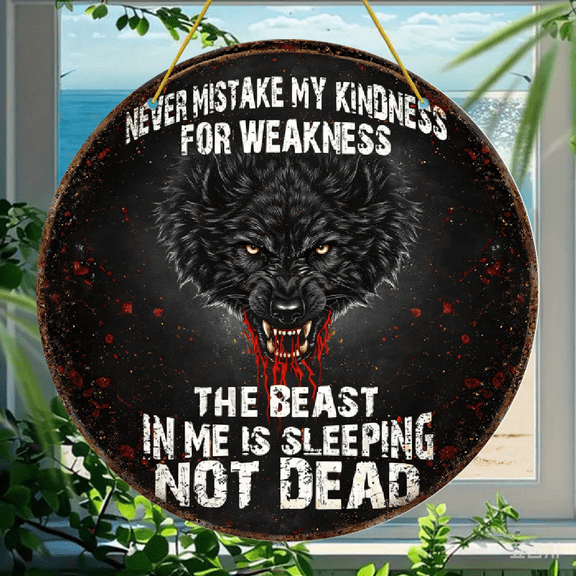 Acrylic Round Hanging Ornament, Wolf Art Wall Decor with Inspirational Quotes, Weathered Metal Style Acrylic Sign 1 Pack for Home or Car