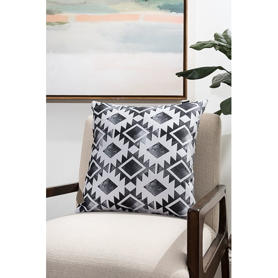 Ada Home Decor Diamonds Contemporary Pillow