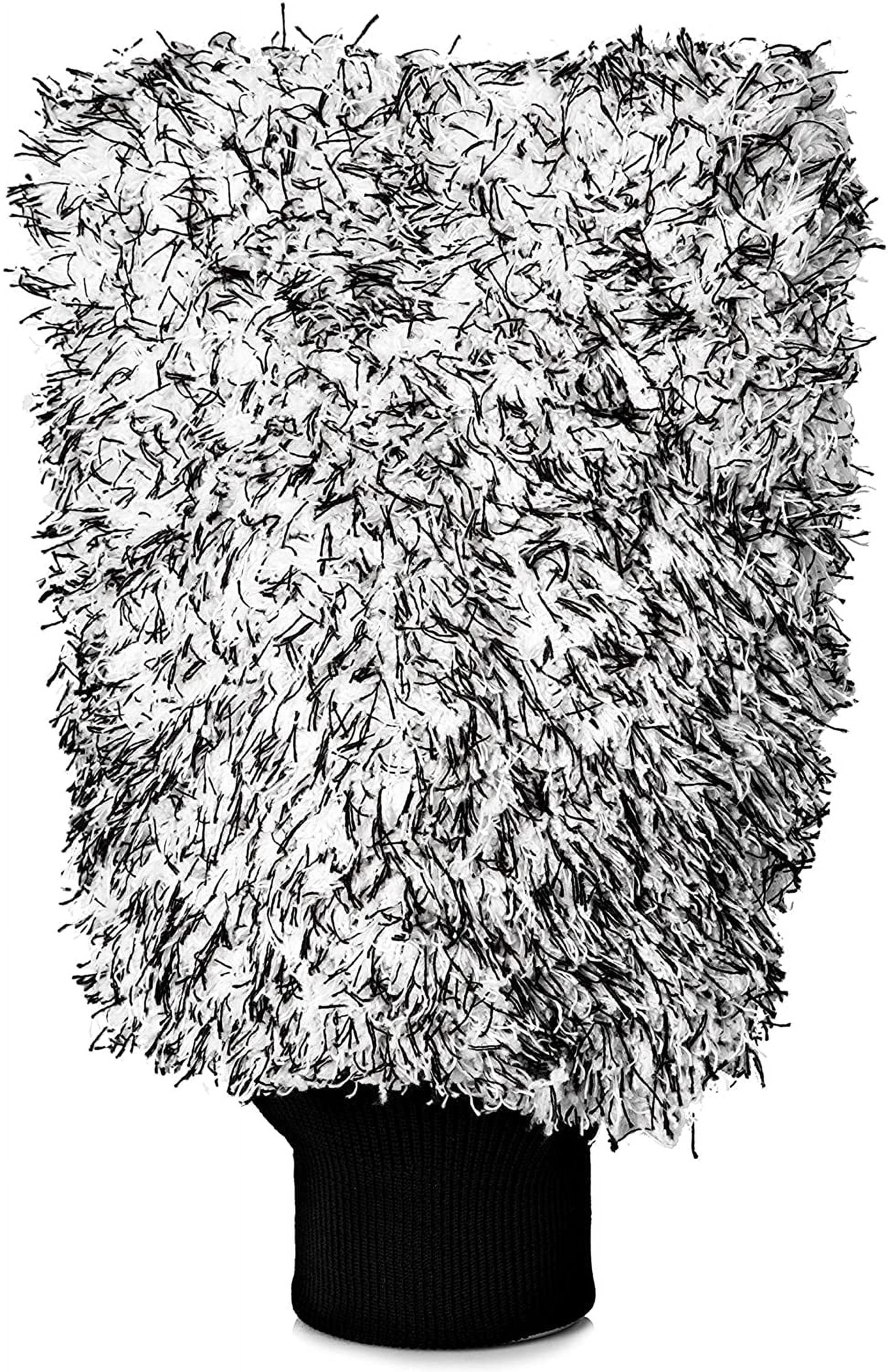 Adam's New Microfiber Car Wash Mitt - Soft, Machine Washable Microfiber That Will Not Introduce New Scratches or Swirls - Holds Tons of Sudsy Water for Effective Washing