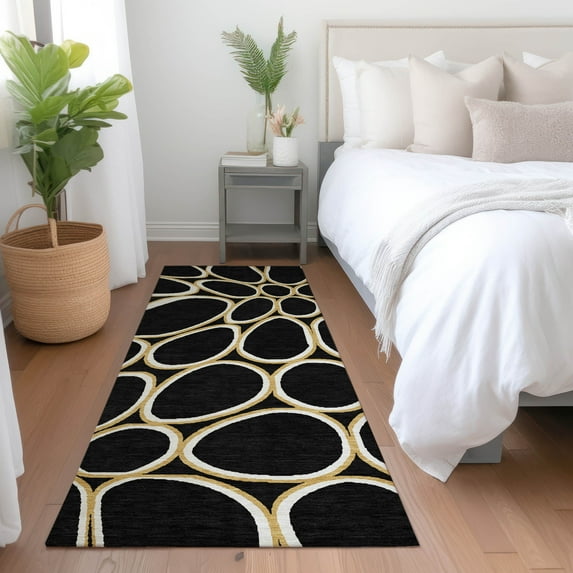 Addison Rugs Chantille Indoor/Outdoor Transitional Circles Black Washable Runner Rug, 2'3" x 7'6"