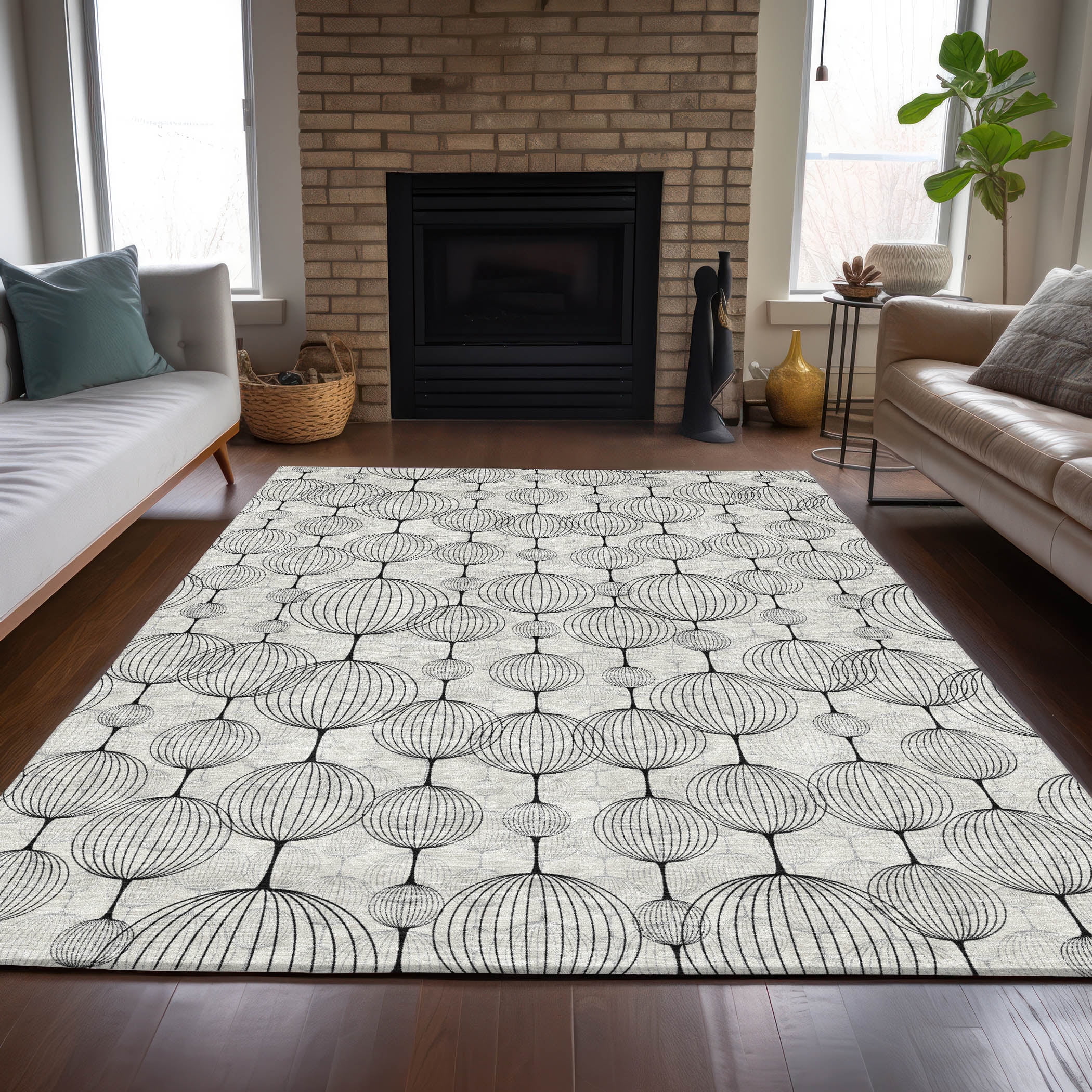 Graphite Geometric Synthetic Indoor/Outdoor Washable Rug 2'6" x 3'10"