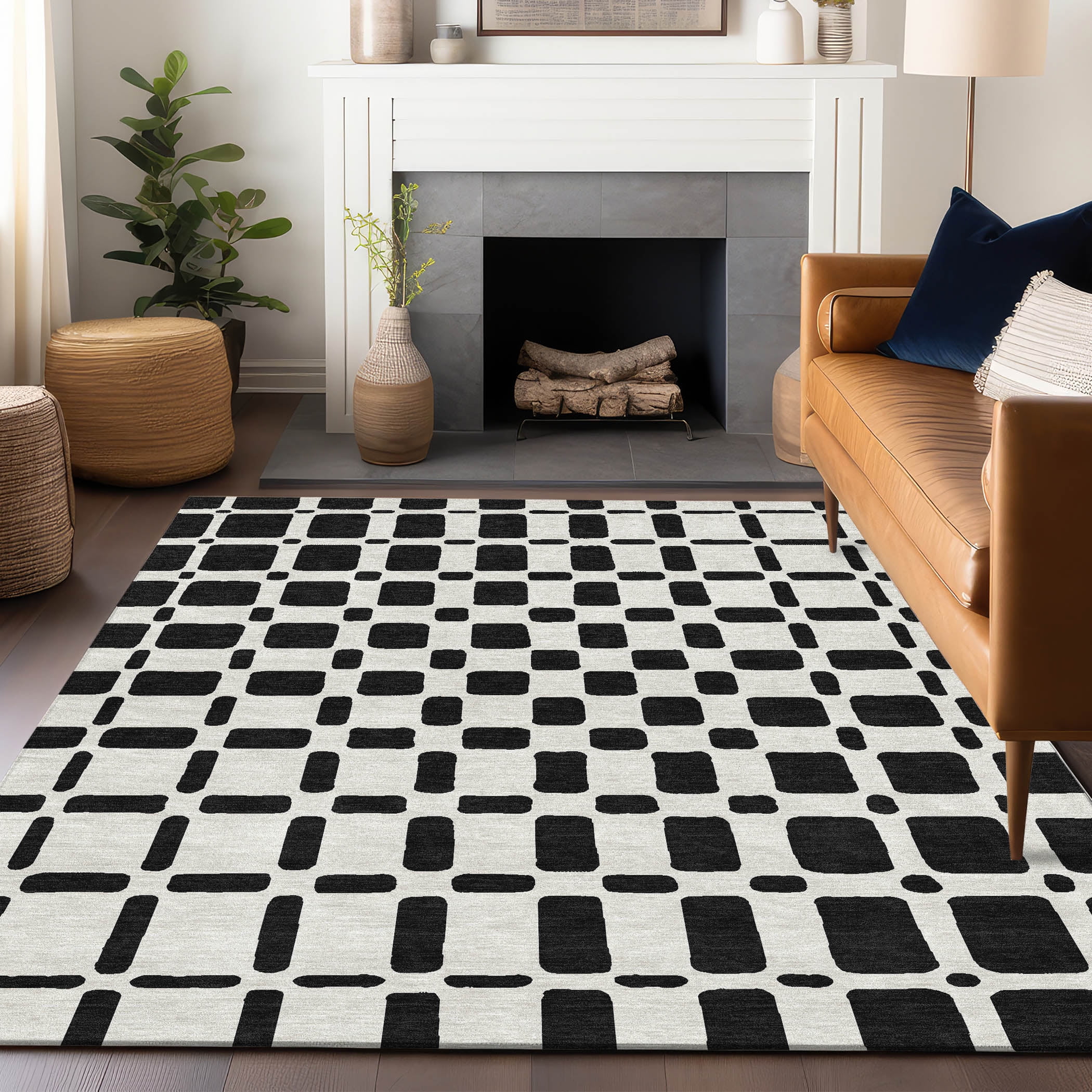 Black and White Synthetic Rectangular Washable Rug 5' x 7'