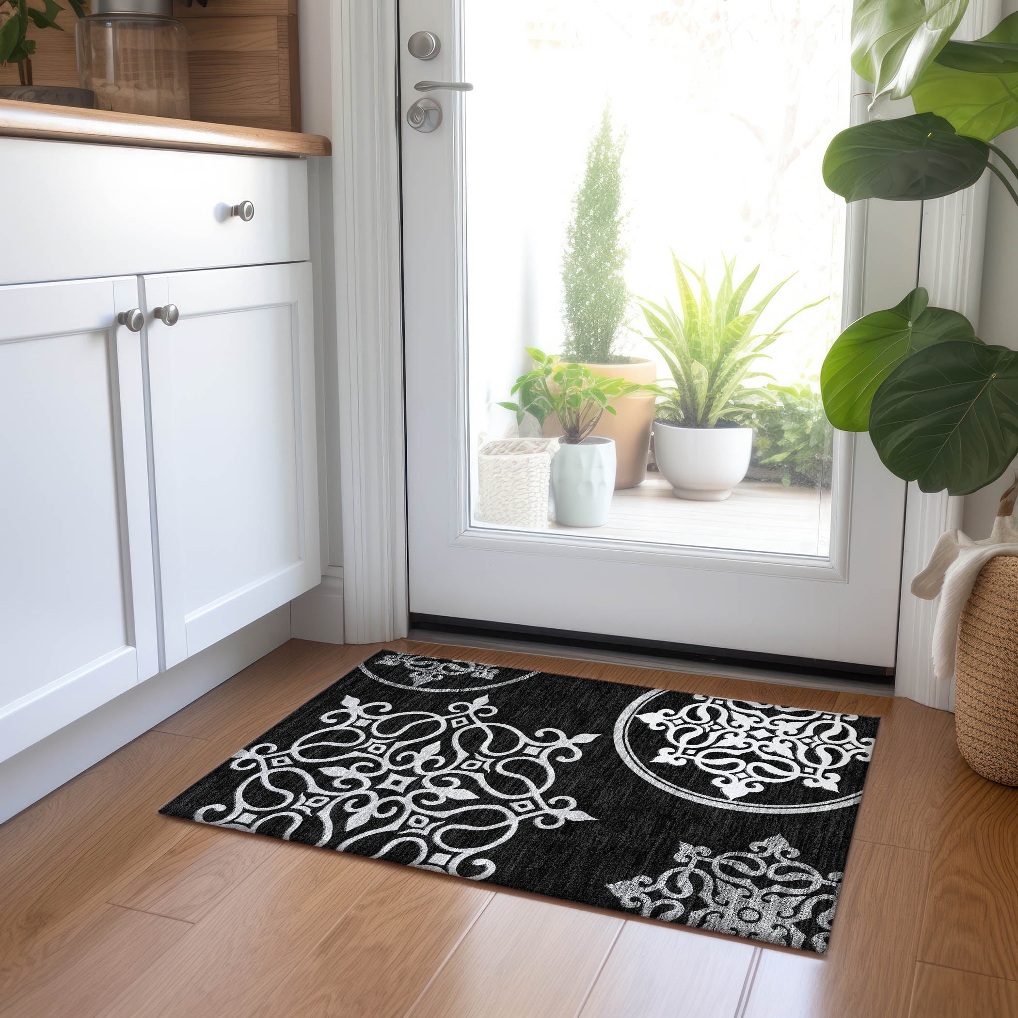 Addison Rugs Chantille Indoor/Outdoor Transitional Scrolls Black Washable Rectangle Rug, 1'8" x 2'6"