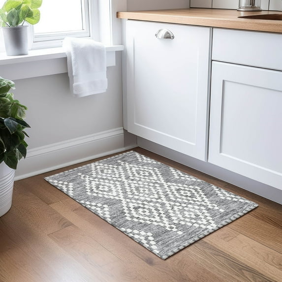 Addison Rugs Chantille Indoor/Outdoor Transitional Diamonds Gray Washable Rectangle Rug, 1'8" x 2'6"