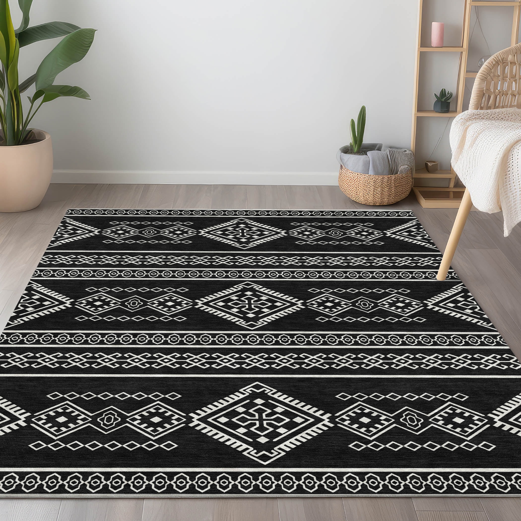 Addison Rugs Chantille Indoor/Outdoor Transitional Southwest Black ...