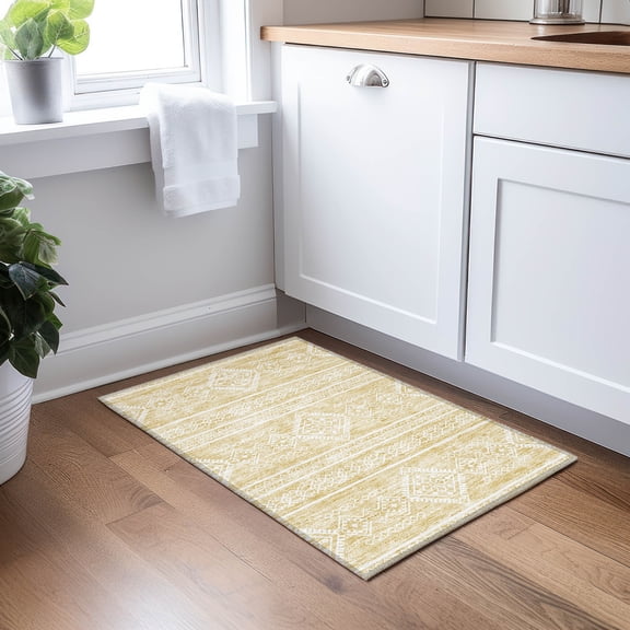 Addison Rugs Chantille Indoor/Outdoor Transitional Southwest Gold Washable Rectangle Rug, 1'8" x 2'6"