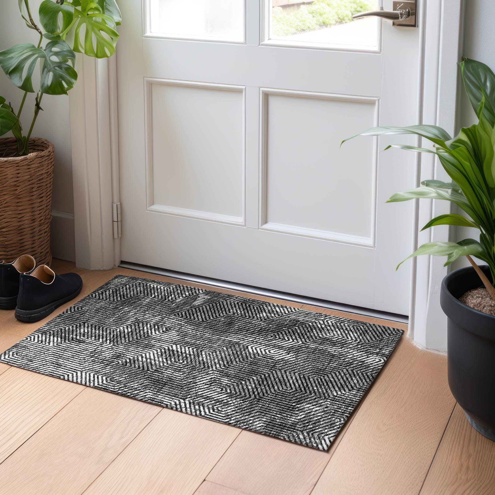 Addison Rugs Chantille Indoor/Outdoor Transitional Geometric Black Washable Rectangle Rug, 1'8" x 2'6"