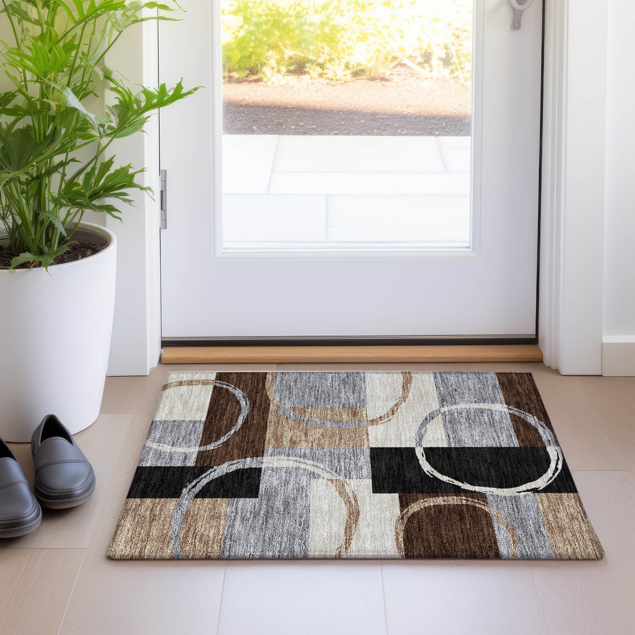 Pewter Geometric Flat Woven Indoor Outdoor Rug 1'8" x 2'6"