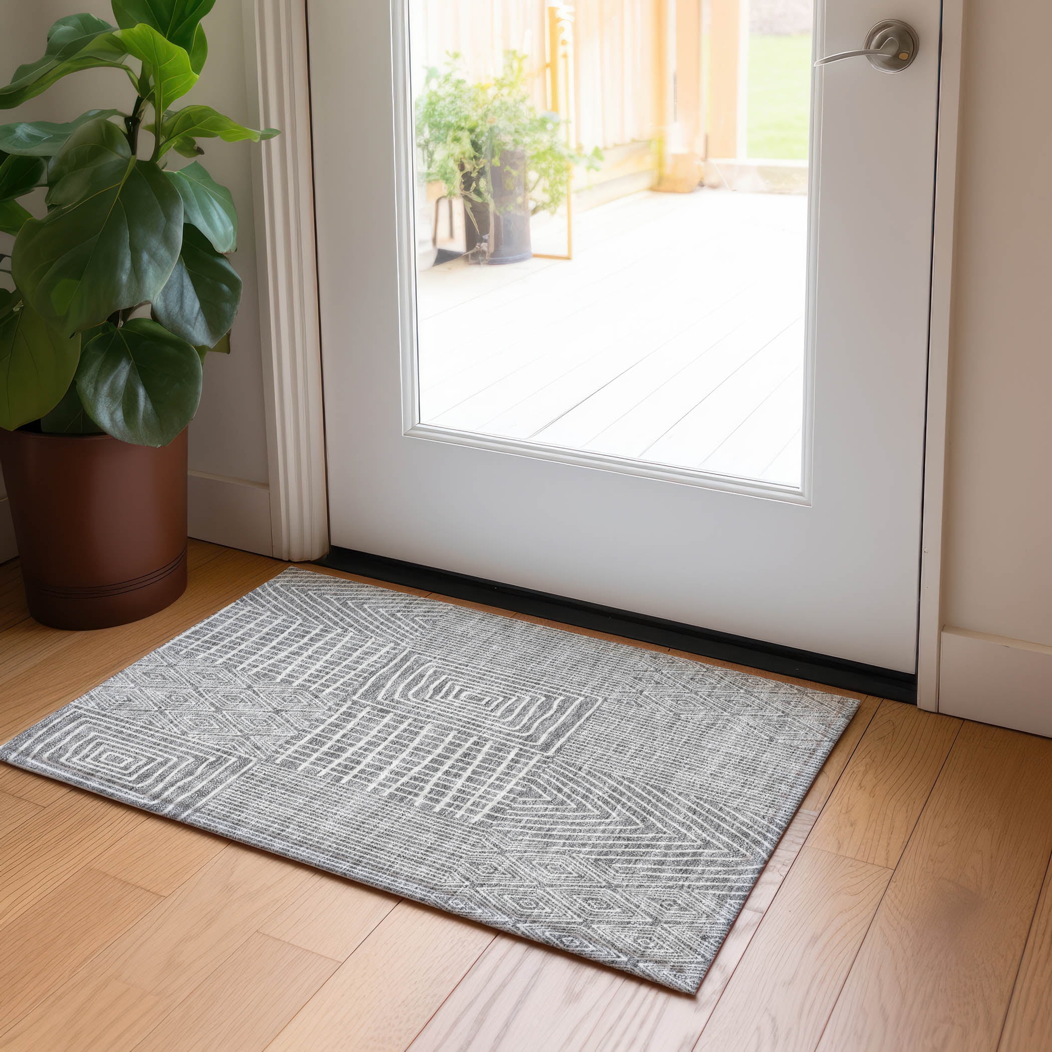 Gray Geometric Flat Woven Washable Indoor/Outdoor Rug