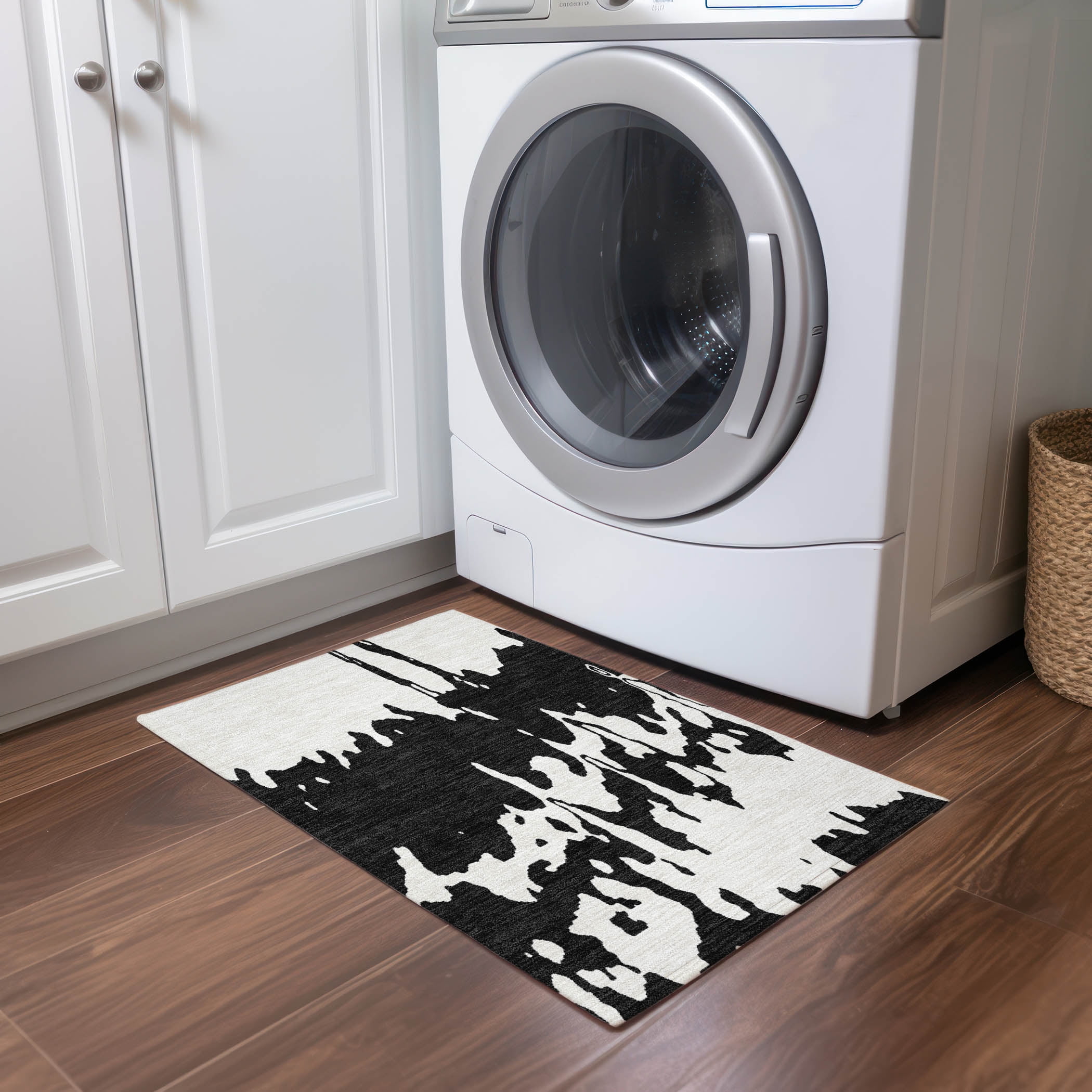 Addison Rugs Chantille Indoor/Outdoor Transitional Abstract Black Washable Rectangle Rug, 1'8" x 2'6"