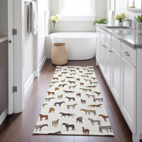 Addison Rugs Chantille Indoor/Outdoor Transitional Animal Ivory Machine Washable Runner Rug, 2'3" x 7'6"