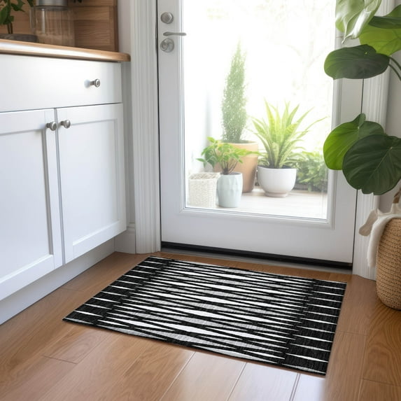 Addison Rugs Chantille Indoor/Outdoor Transitional Diamonds Black Washable Rectangle Rug, 1'8" x 2'6"