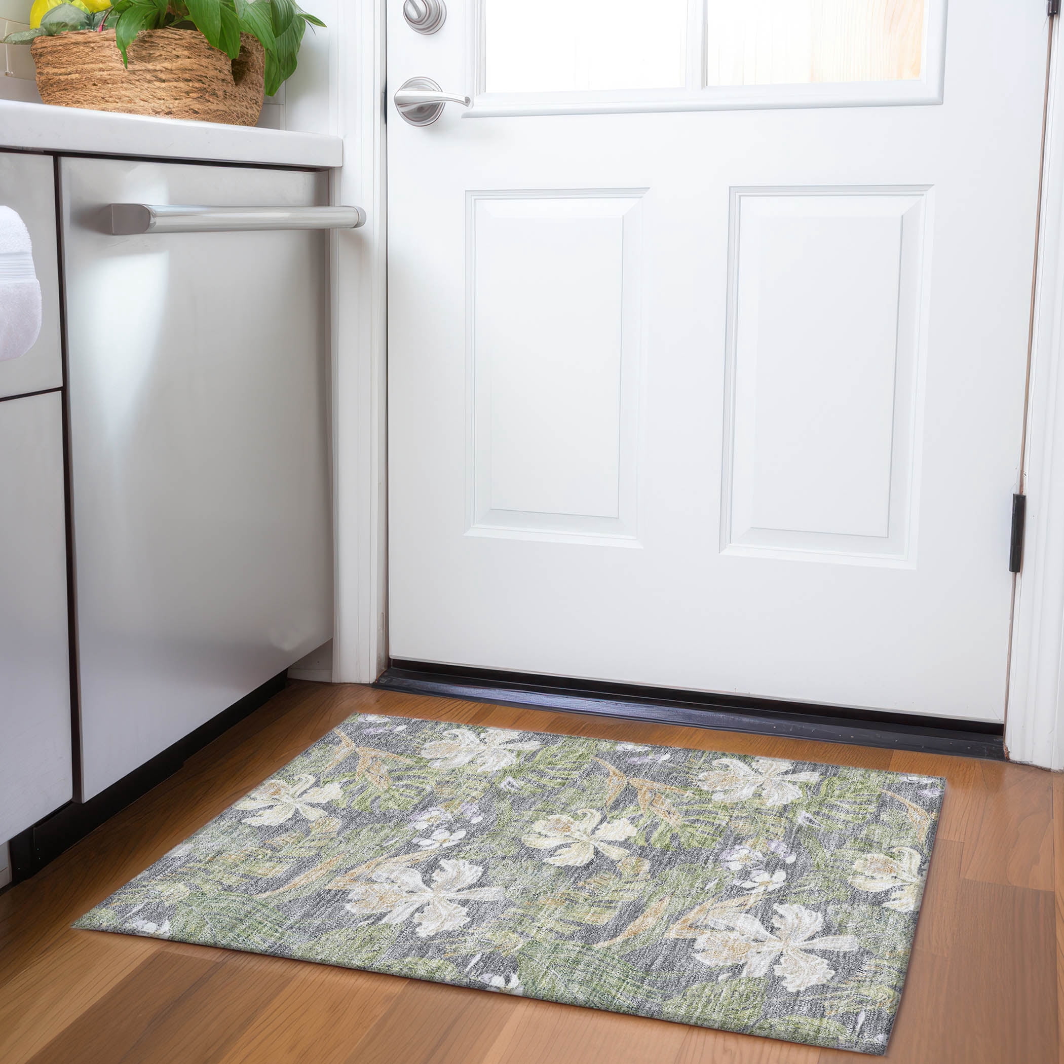 Addison Rugs Chantille Indoor/Outdoor Transitional Floral Gray Washable Rectangle Rug, 1'8" x 2'6"