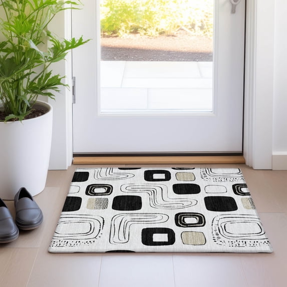 Addison Rugs Chantille Indoor/Outdoor Transitional Geometric Ivory Washable Rectangle Rug, 1'8" x 2'6"