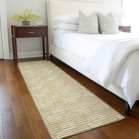 Addison Rugs Chantille Indoor/Outdoor Transitional Lines Gold Washable Runner Rug, 2'3" x 7'6"