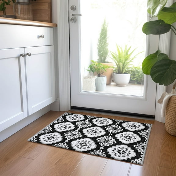 Addison Rugs Chantille Indoor/Outdoor Transitional Medallions Black Washable Rectangle Rug, 1'8" x 2'6"