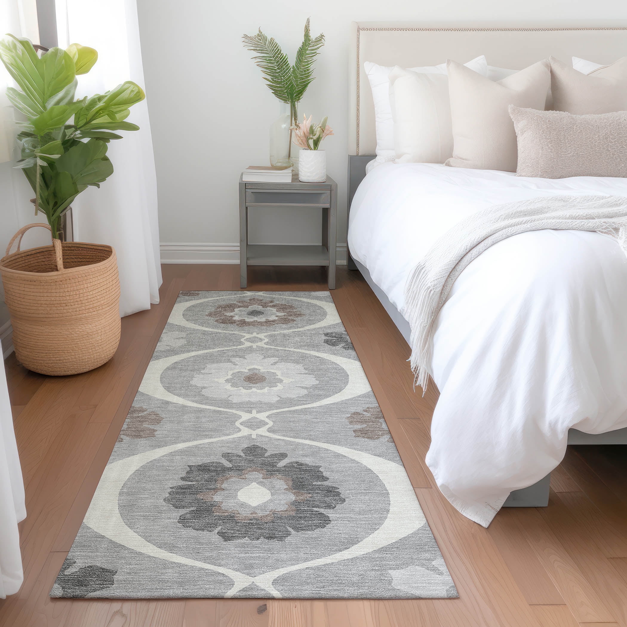 Addison Rugs Chantille Indoor/Outdoor Transitional Medallions Gray Washable Runner Rug, 2'3" x 7'6"