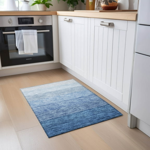 Addison Rugs Chantille Indoor/Outdoor Transitional Ombre Blue Washable Rectangle Rug, 1'8" x 2'6"