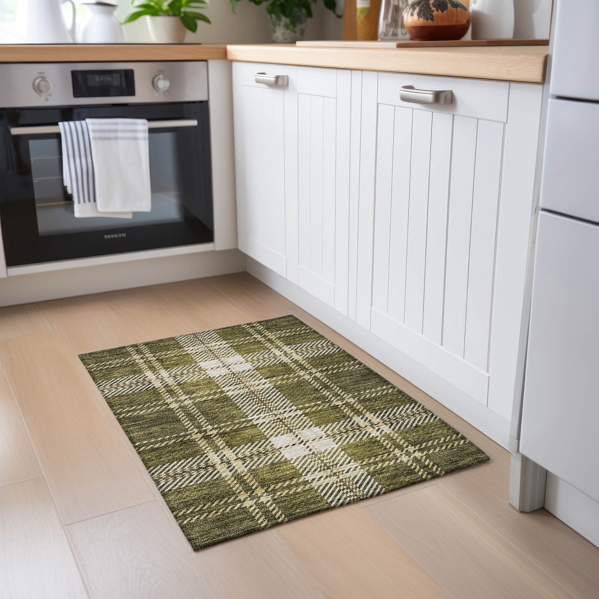 Addison Rugs Chantille Indoor/Outdoor Transitional Plaid Olive Washable ...