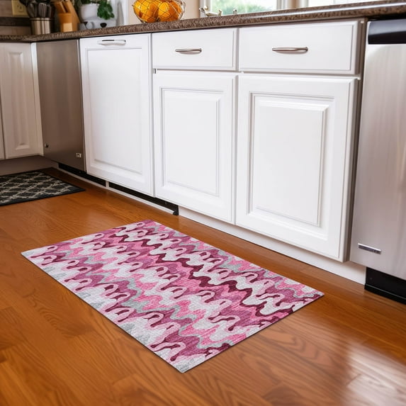 Addison Rugs Chantille Indoor/Outdoor Transitional Waves Blush Washable Rectangle Rug, 1'8" x 2'6"