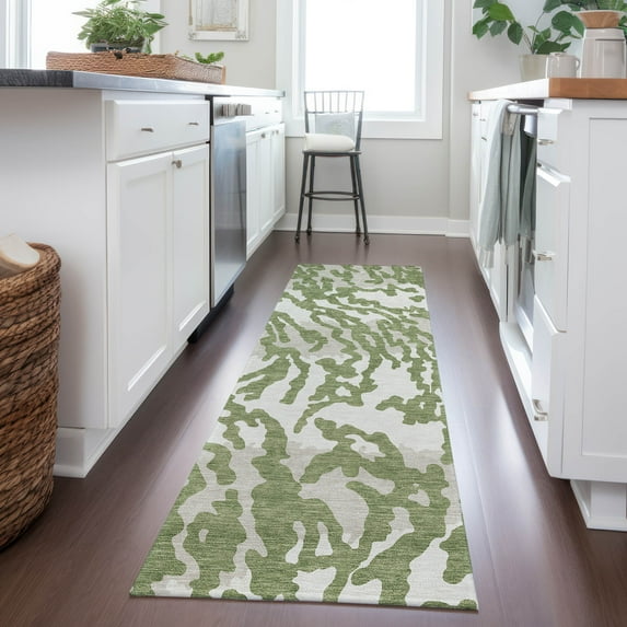 Addison Rugs Chantille Indoor/Outdoor Transitional Animal Print Green Washable Runner Rug, 2'3" x 7'6"