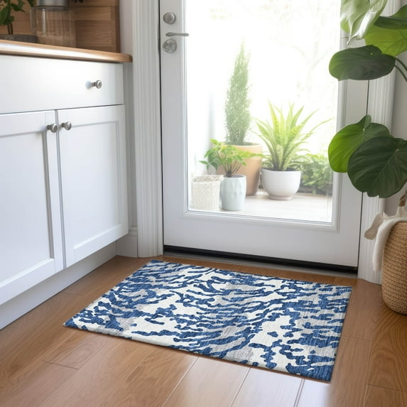 Addison Rugs Chantille Indoor/Outdoor Transitional Animal Print Navy Washable Rectangle Rug, 1'8" x 2'6"