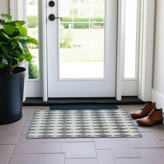 Addison Rugs Chantille Indoor/Outdoor Transitional Diamonds Gray Washable Rectangle Rug, 1'8" x 2'6"
