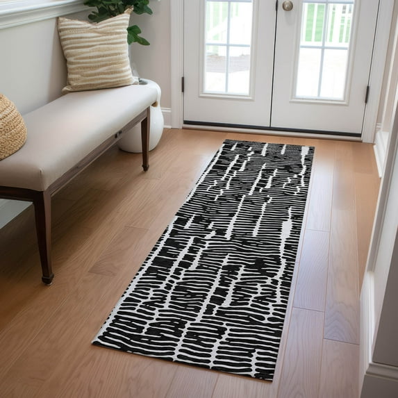 Addison Rugs Chantille Indoor/Outdoor Transitional Lines Black Washable Runner Rug, 2'3" x 7'6"