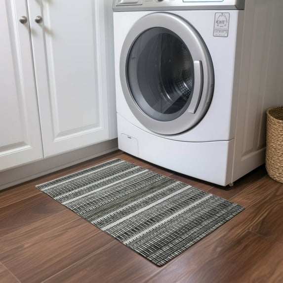 Addison Rugs Chantille Indoor/Outdoor Transitional Stripes Gray Washable Rectangle Rug, 1'8" x 2'6"